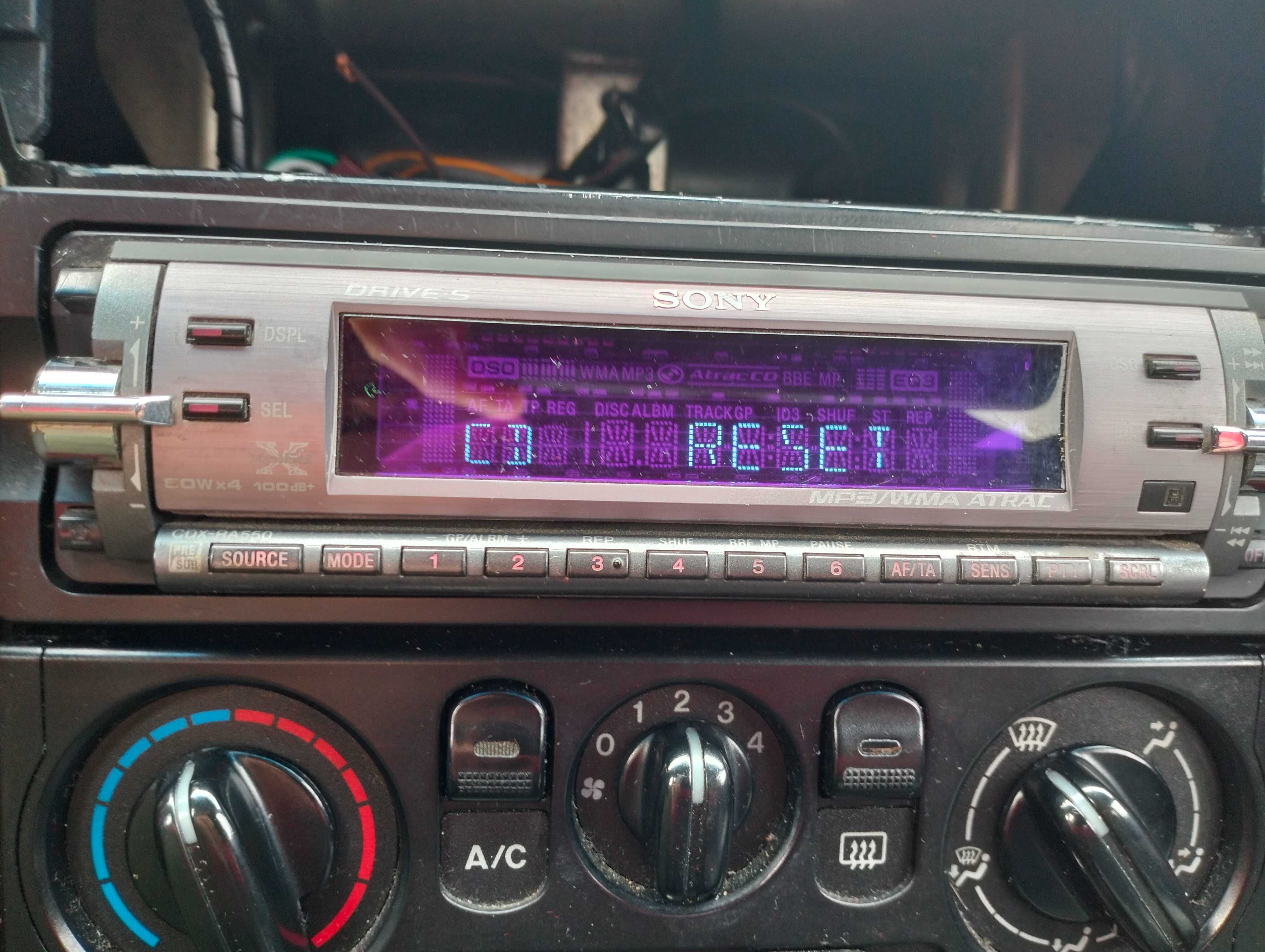 Radio Sony CDX RA550
