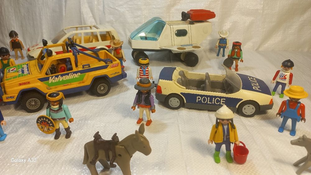 Lote playmobil, só vendo o lote.
