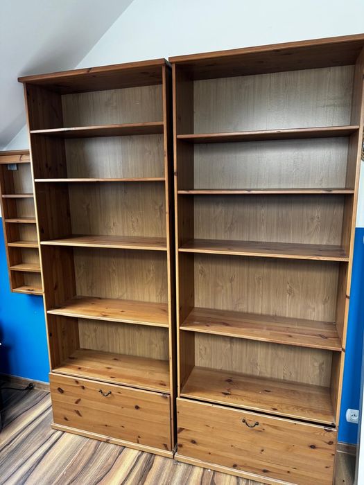 Zestaw regałów drewnianych Ikea