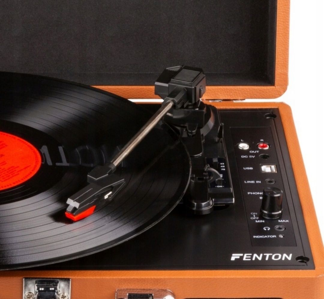 Проигрыватель-Bluetooth в чемодане+колонки USB+винил/ Програвач VINIL