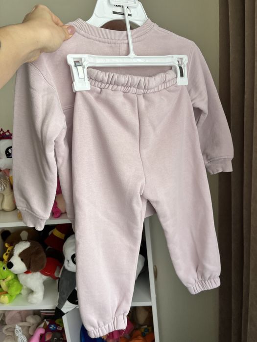 Теплий костюм Zara