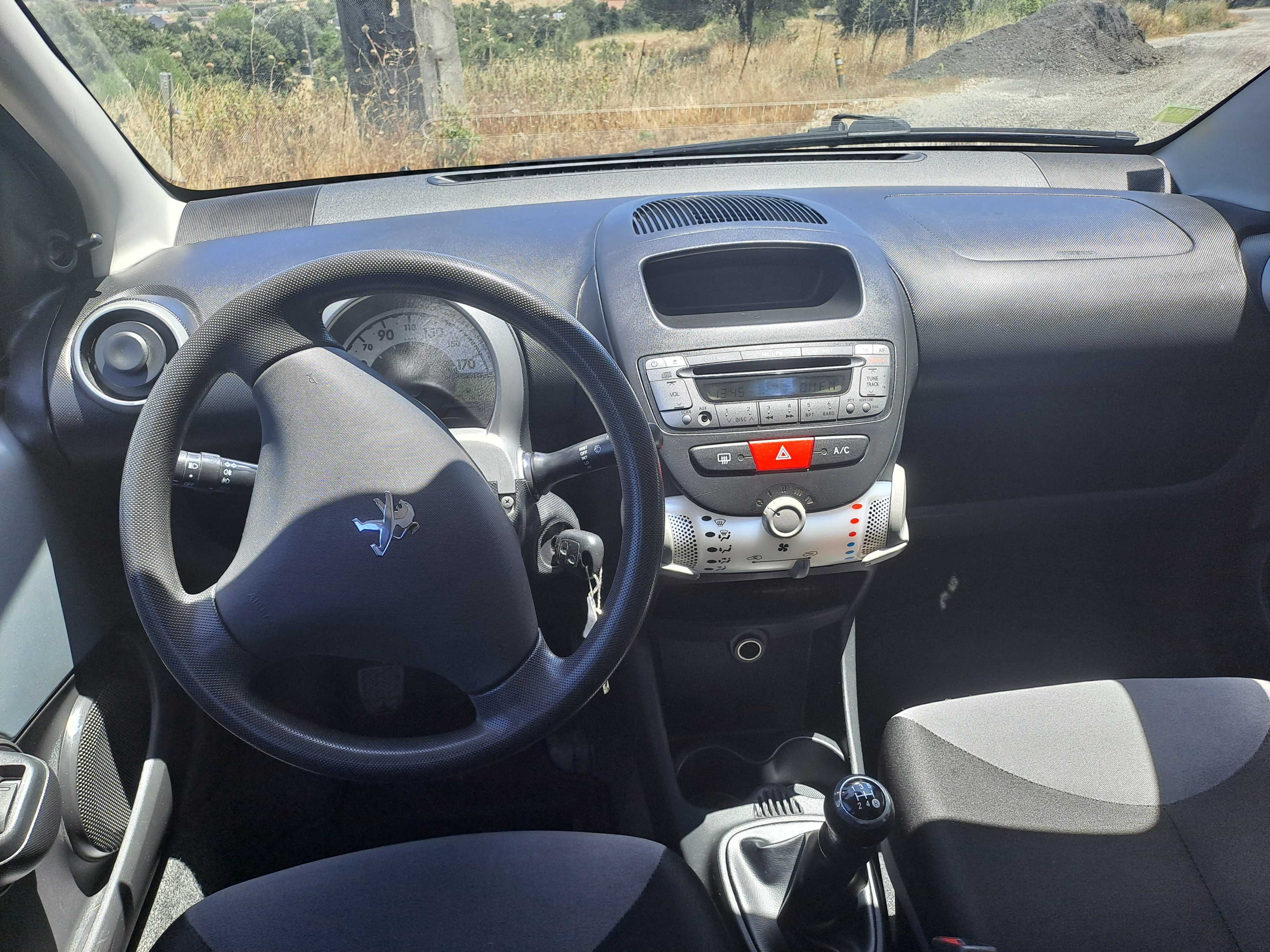 Peugeot 107 Gasolina com sistema GPL Versão FASE 2 (Restyling)