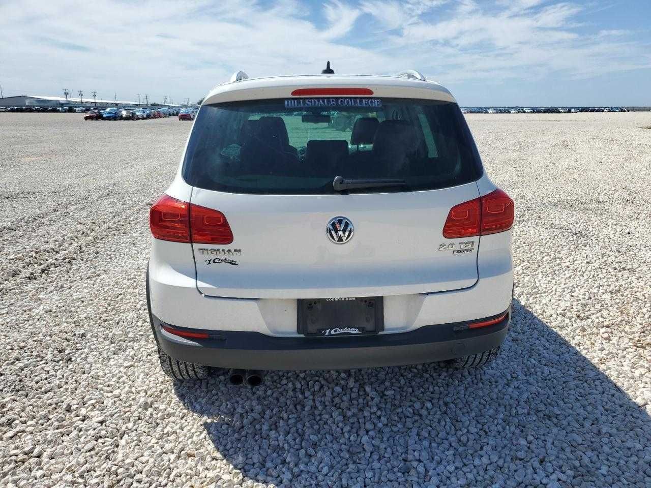 Volkswagen Tiguan S 2013