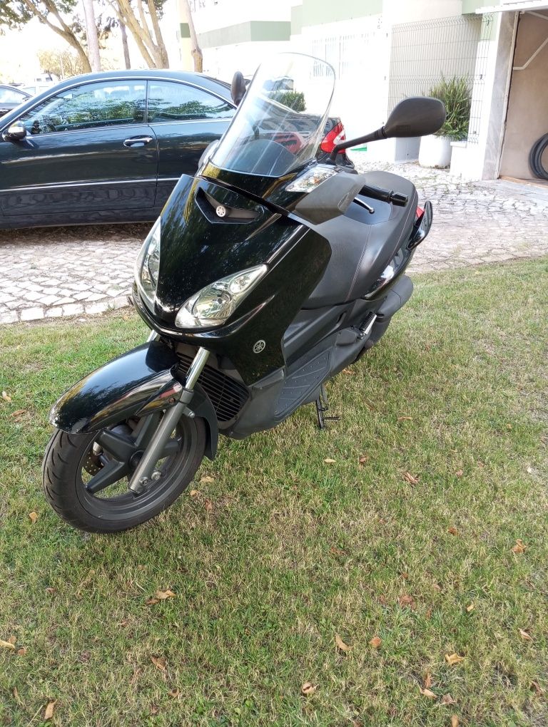 Yamaha Xmax 35000 Km