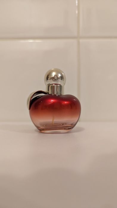 Frascos de perfume (várias marcas)
