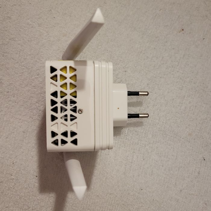 Dwuzakresowy wzmacniacz Netgear Ex6120. Jak nowy