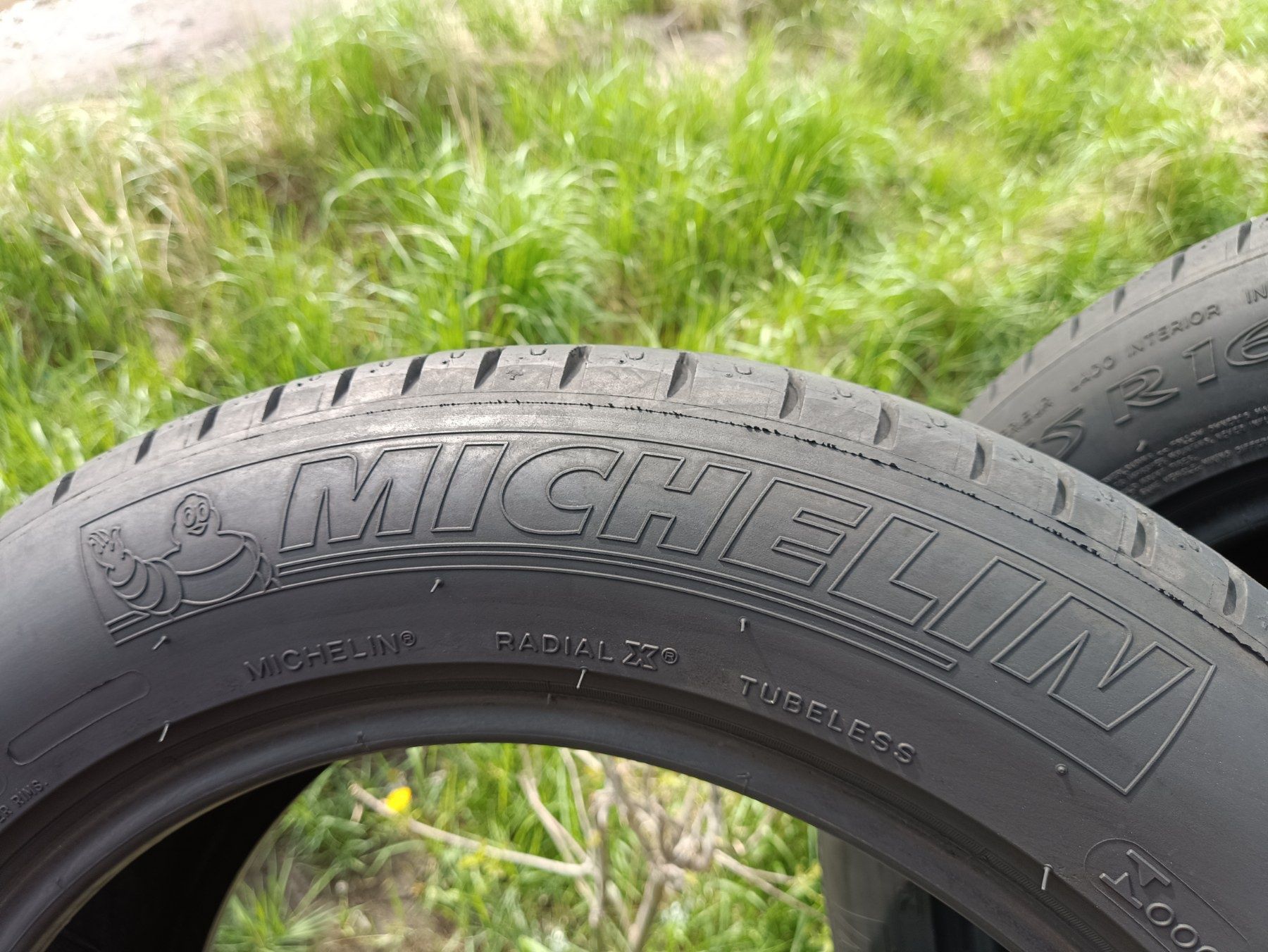 Літні шини Michelin 215/55 R16 резина Р16