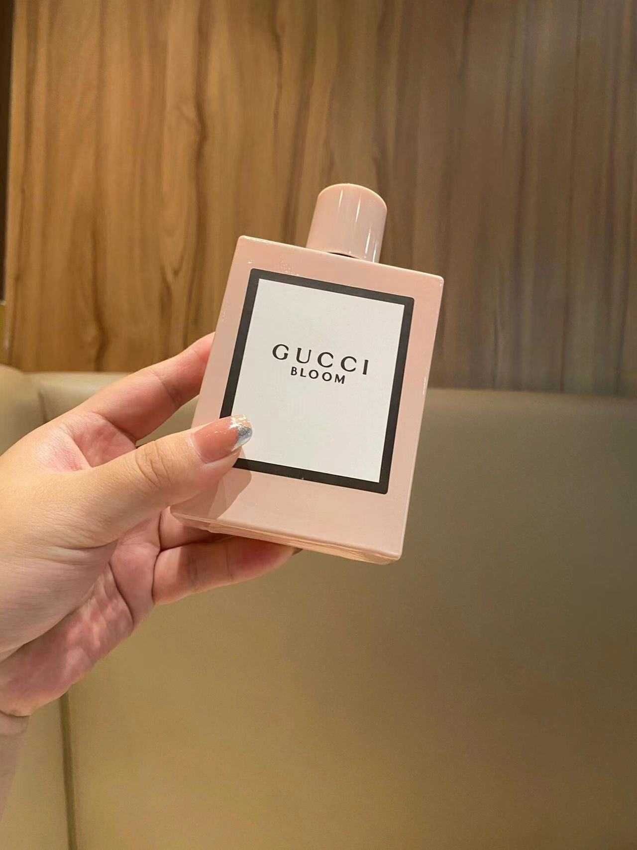 Perfumy Gucci Bloom o pojemności 100 ml, nowe