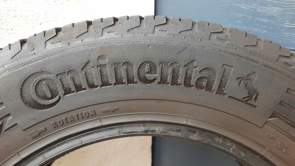Continental 215/65 R16 C VanContact A/S Ultra