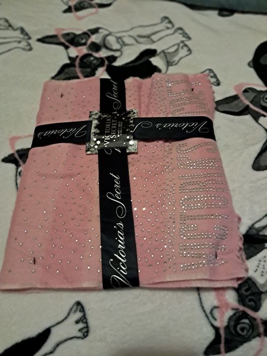 Шарф Victoria's Secret