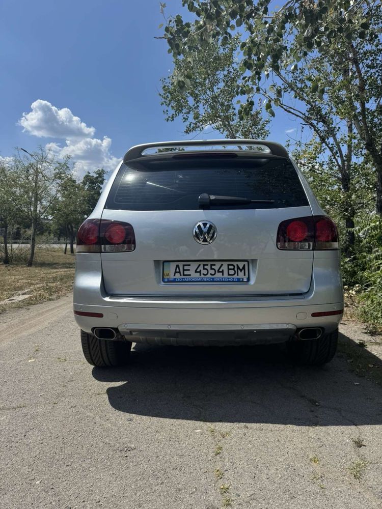 Volkswagen touareg 1