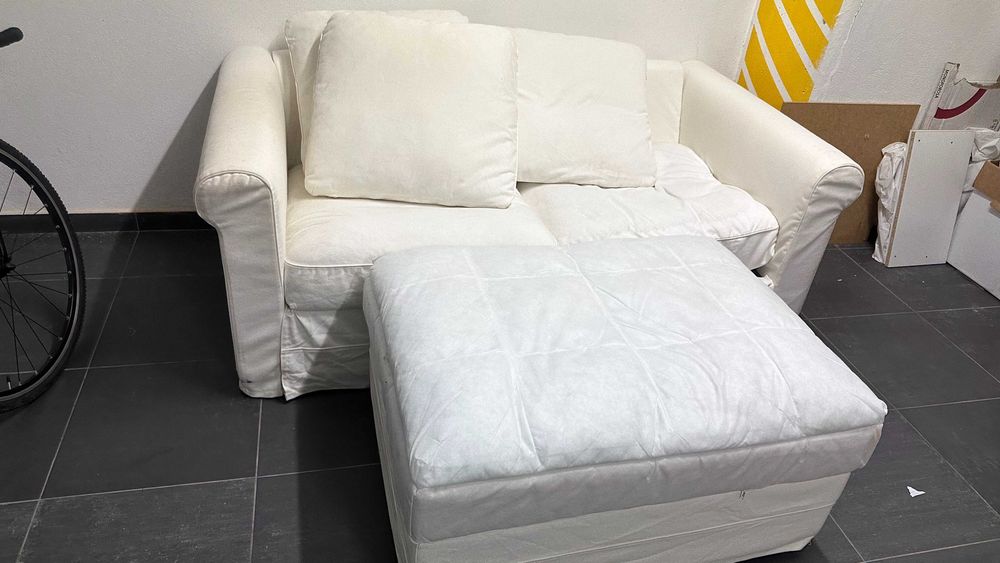 VENDENDO SOFAS E MESAS DE JANTAR POUQUISSIMO USADOS