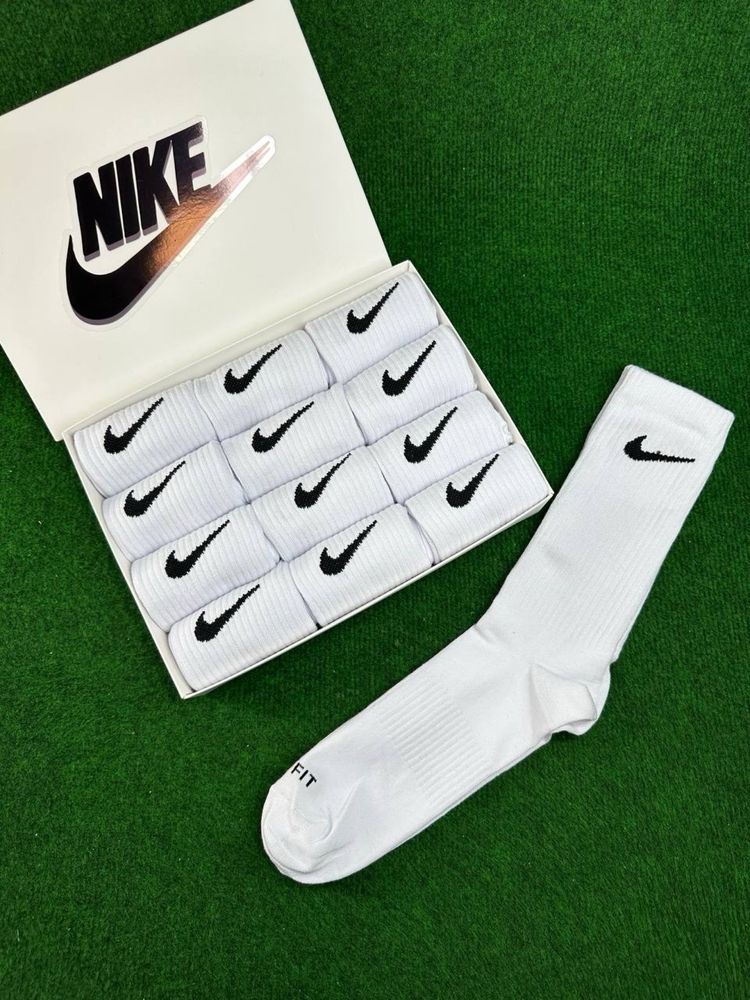 Nike Wysokie Skarpety Białe Dri-Fit 39-42(12 par)