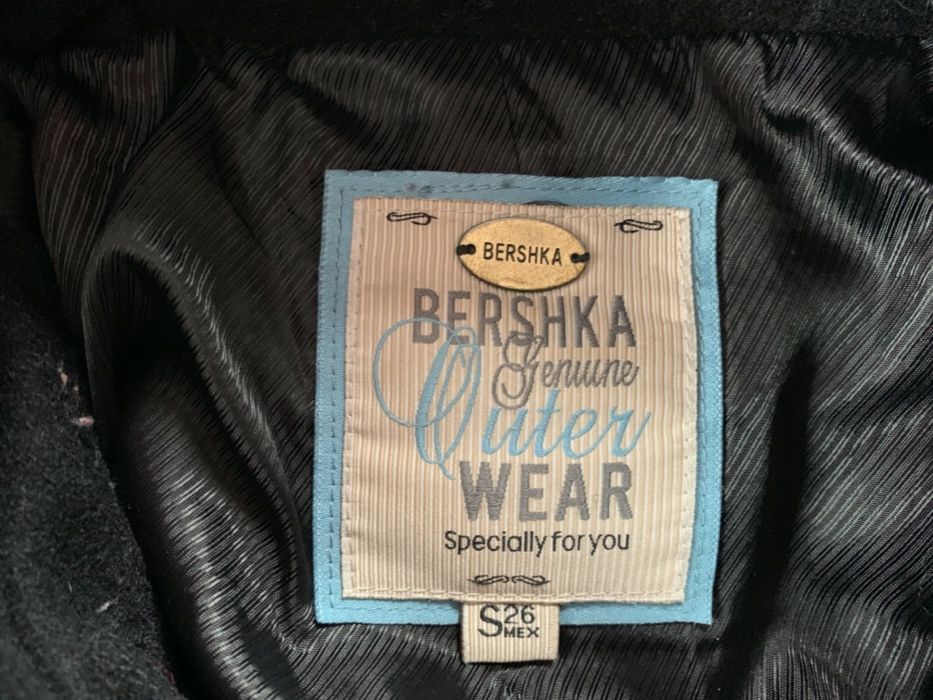 Damski płaszcz Bershka