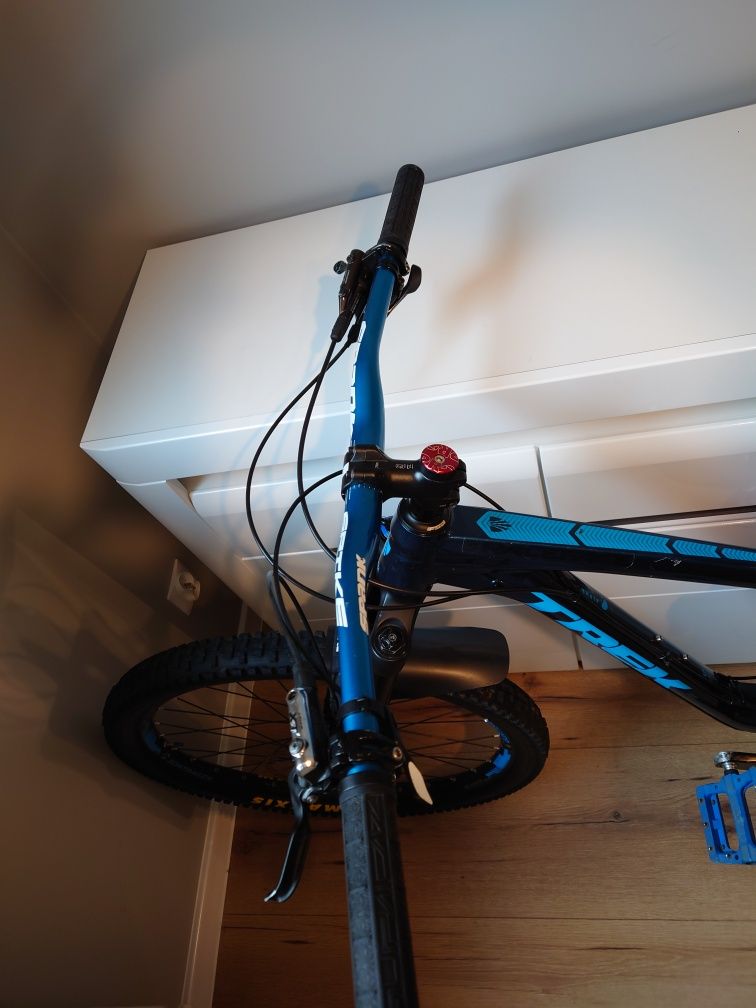Trek slash 7 2015 rama S/M, bardzo dobry stan, mało używany.