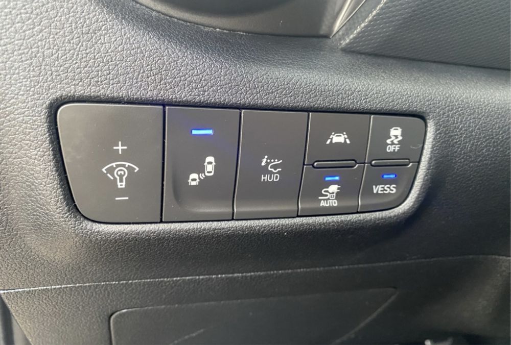 Hyundai Kona Premium electro 64 квт