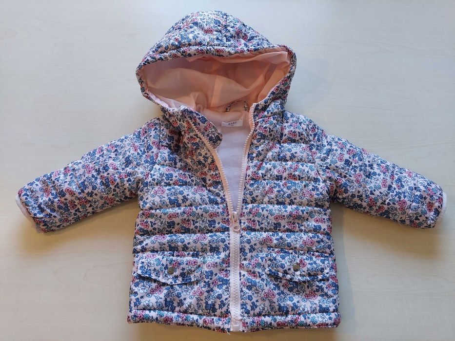 Paczka (22 szt.) rozm.74 ubranka dla dziewczynki