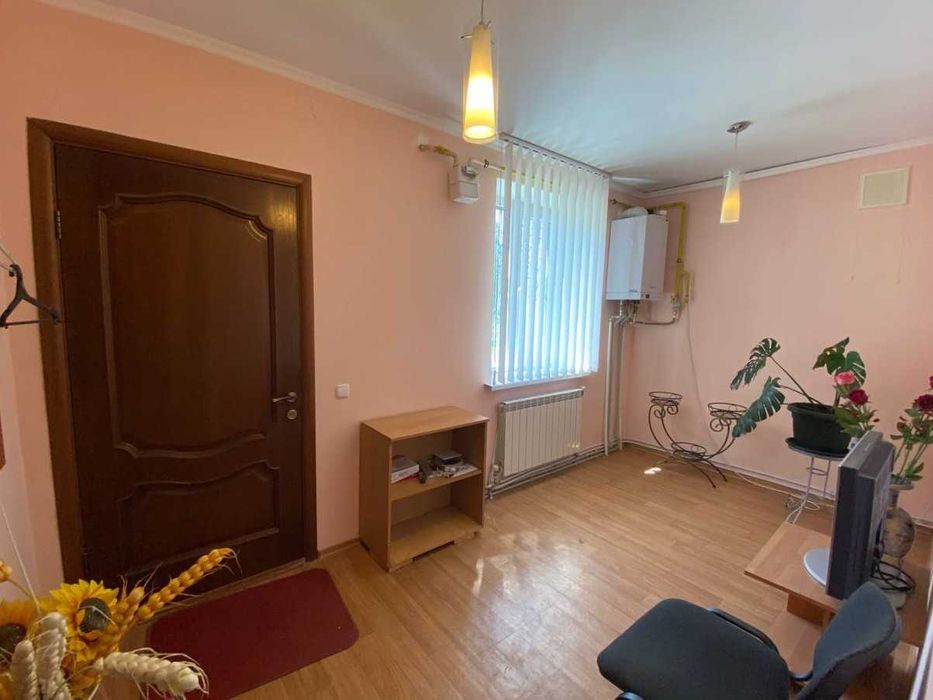 Продаж будинку 97,4м2, 3 кімнати, 3 поверхи. Відеонагляд. ID:700