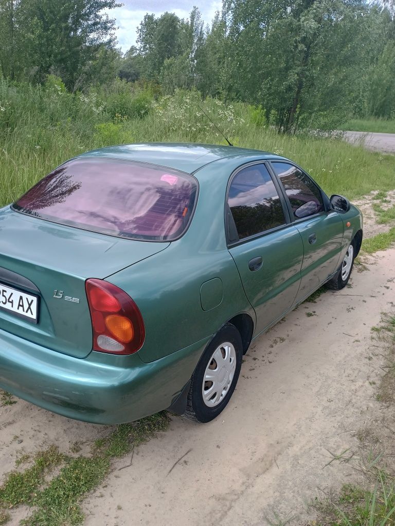 Продам ЗАЗ ланос 1.5