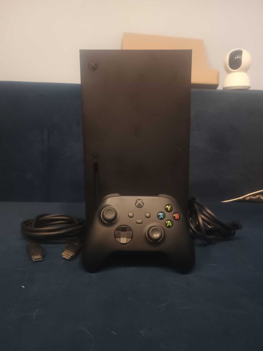 Xbox Series X 1TB + 1 Pad + Cyberpunk 2077