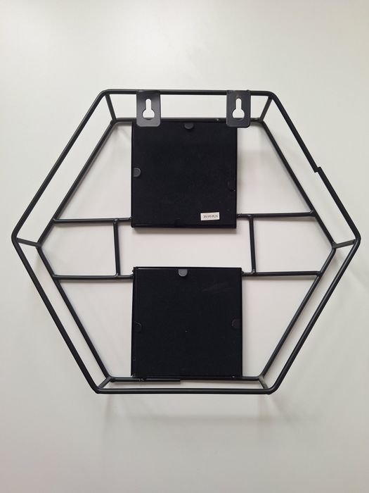 Ramka czarna metalowa na kwadratowe zdjęcia