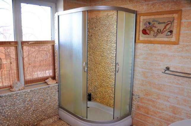 Котедж 350 кв.м подобова оренда  з басейном до 30 осіб