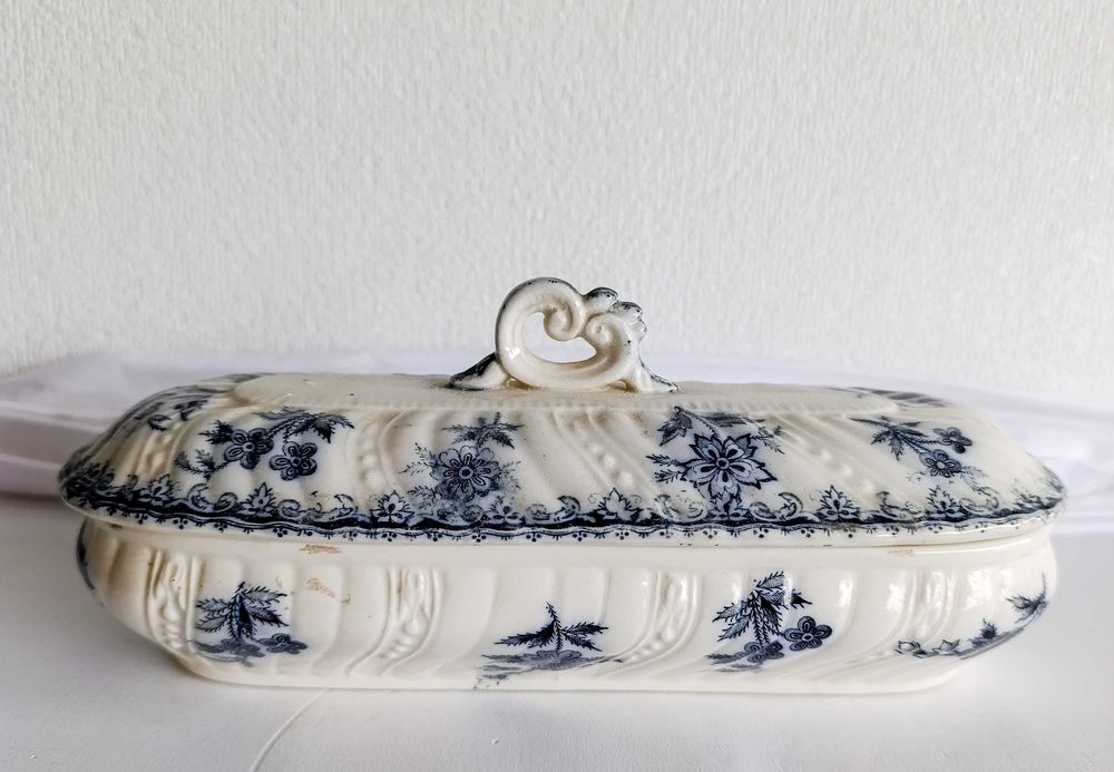 Caixa para Escovas em Faiança