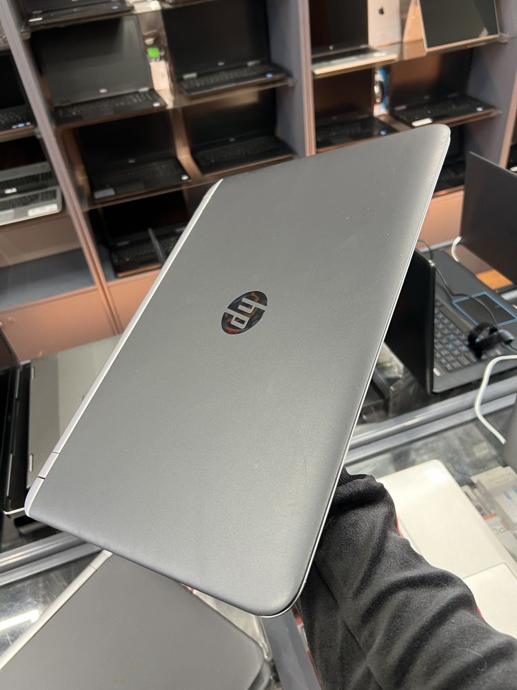 Топовый мощный ноутбук Hp intel i5 ssd новая батарея