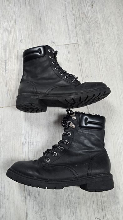 Buty botki dziewczęce rozmiar 36 h&m ocieplane zimowe