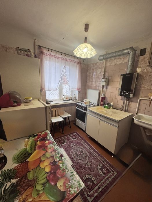 Продаж двух кімнатна квартира