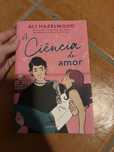 Ciencia do amor , ali hazelwood
