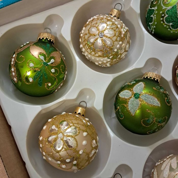 украшения на елку шары елочные