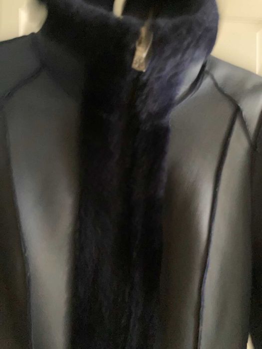 Жіноча куртка шкіра на овчині розмір XS/S