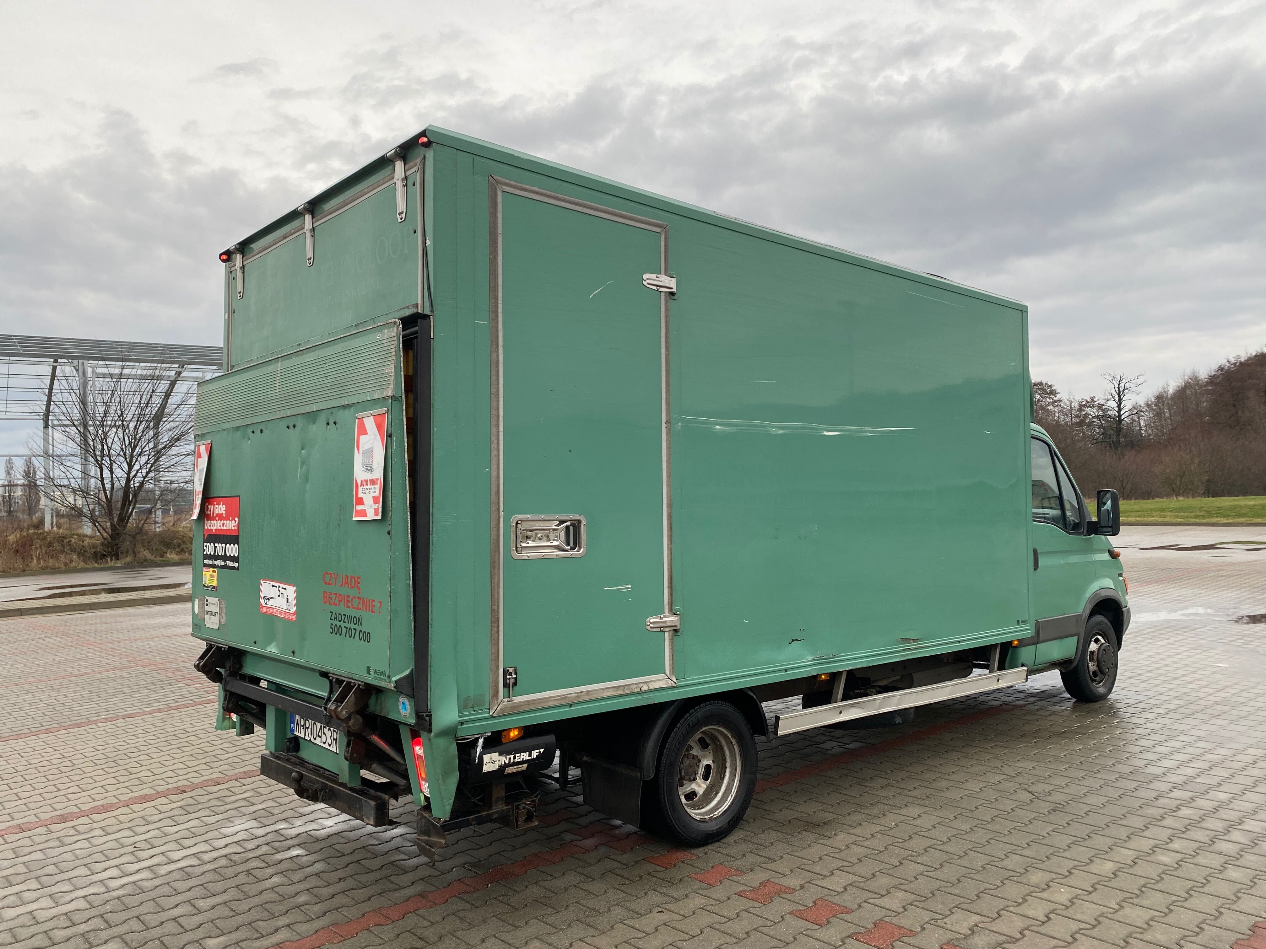 Samochód ciężarowy IVECO daily