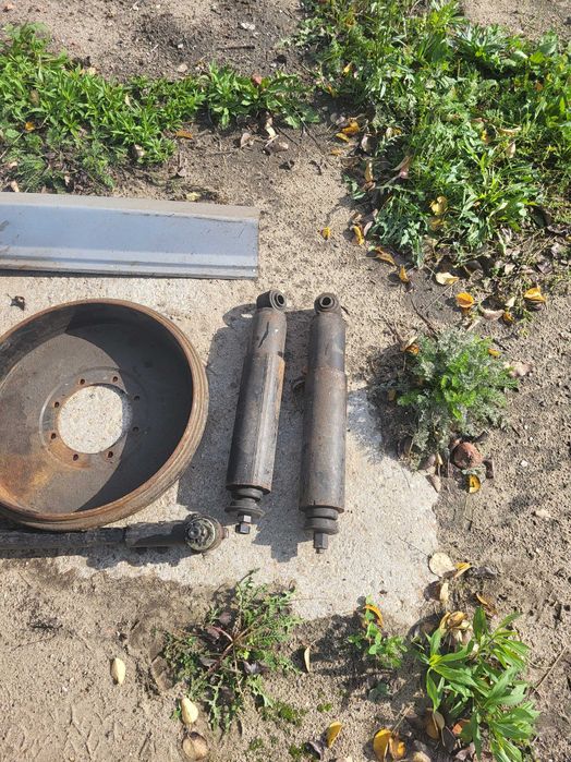 Nowe amortyzatory przód do kamaza 2 szt oraz inne części