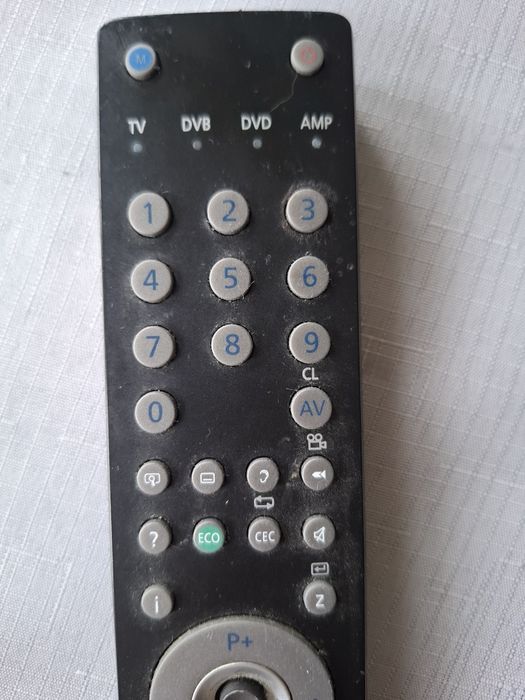 Pilot do telewizora Grundig