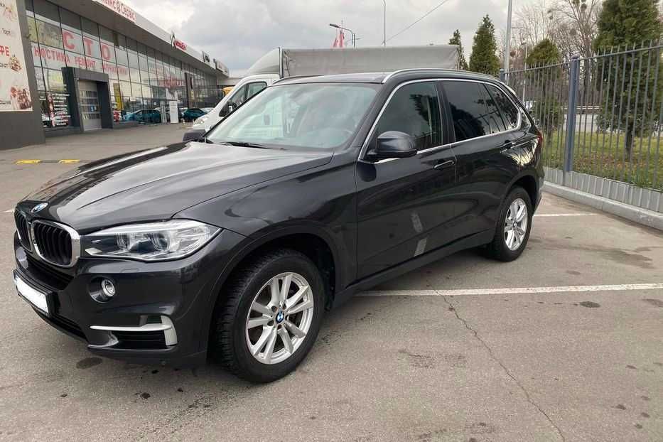 Продам BMW X5 2017 3 л бензин