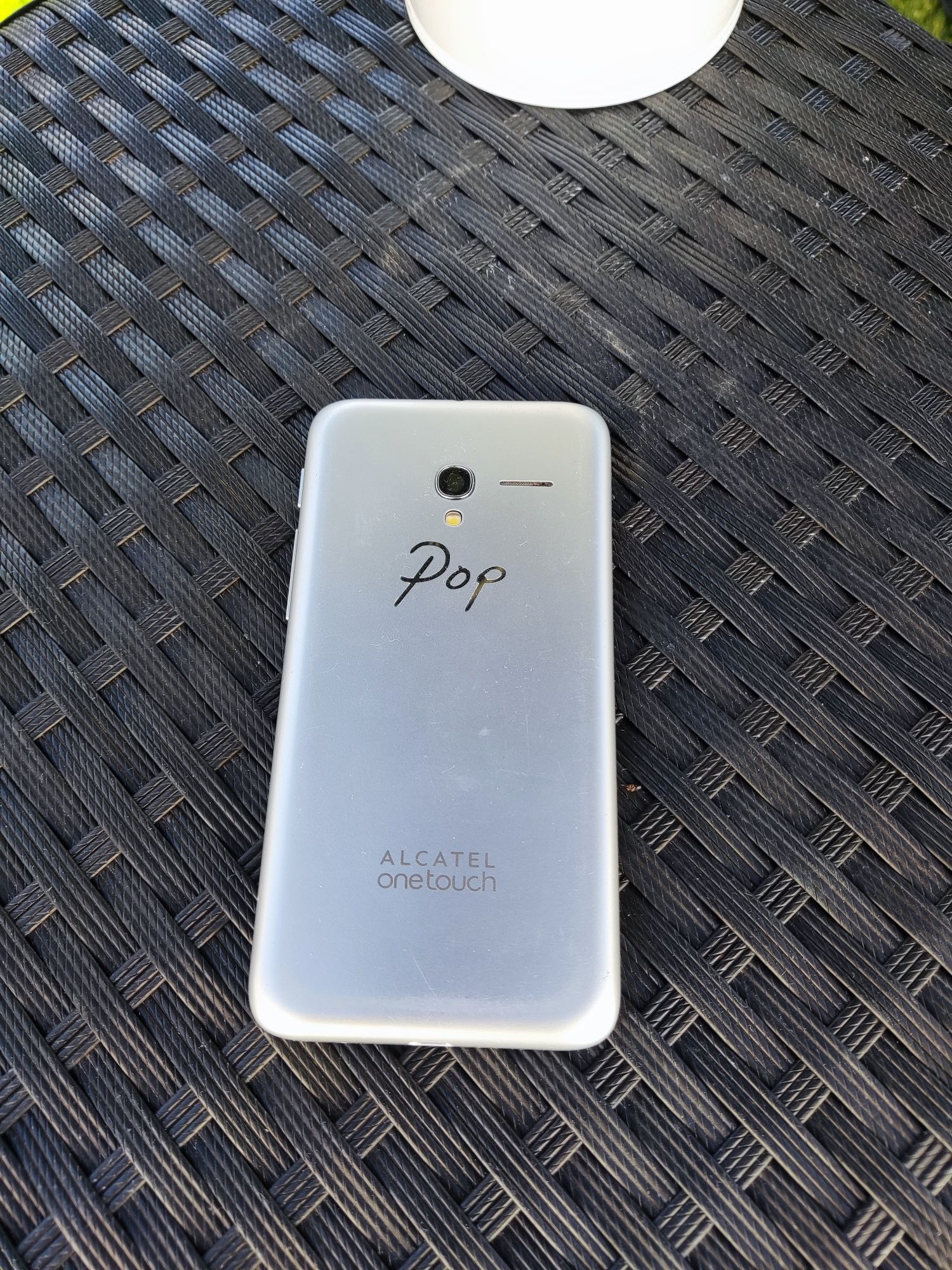 Alcatel One Touch Pop 3