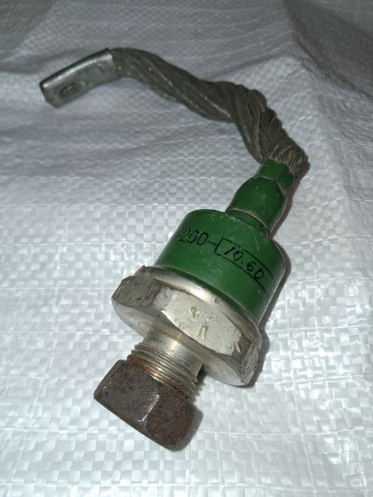 Диод ВЛ200 в Харькове