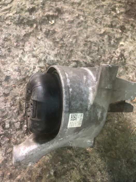 Ауді Подушка двигуна Ауді а4в9 2016 -2020р