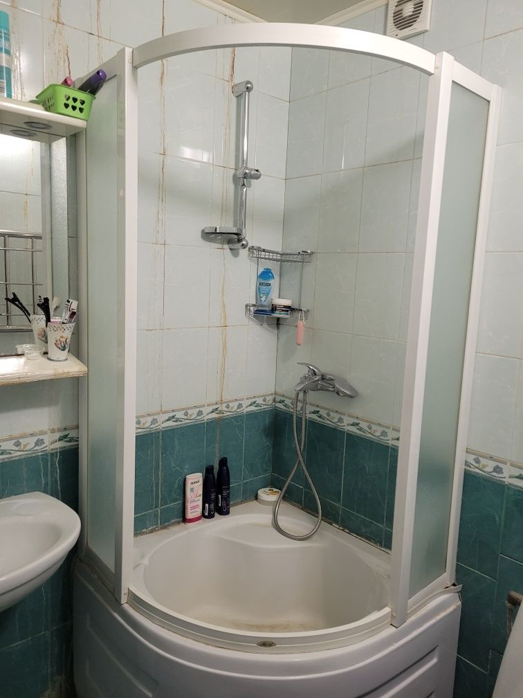 Продам 3х квартиру м.Бот.Сад ул.Шекспира,12