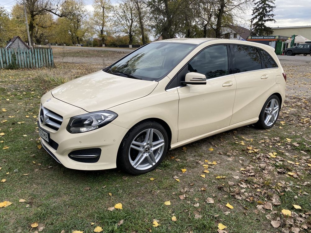 Mercedes-bens b180 1,5d 2015 109к.с.