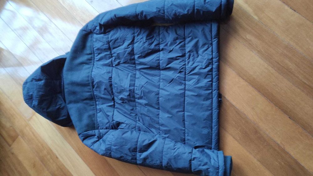 Blusão impermeável e quente