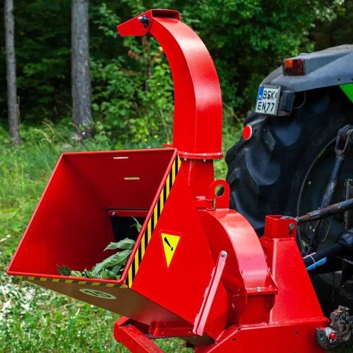 rozdrabniacz tarczowy rębak z podajnikiem hydraulicznym do gałęzi NOWE