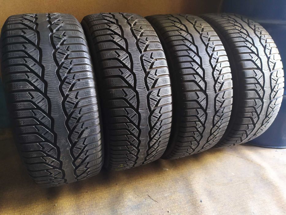 Шини зима R18 245/40 Kleber Krislap HP2