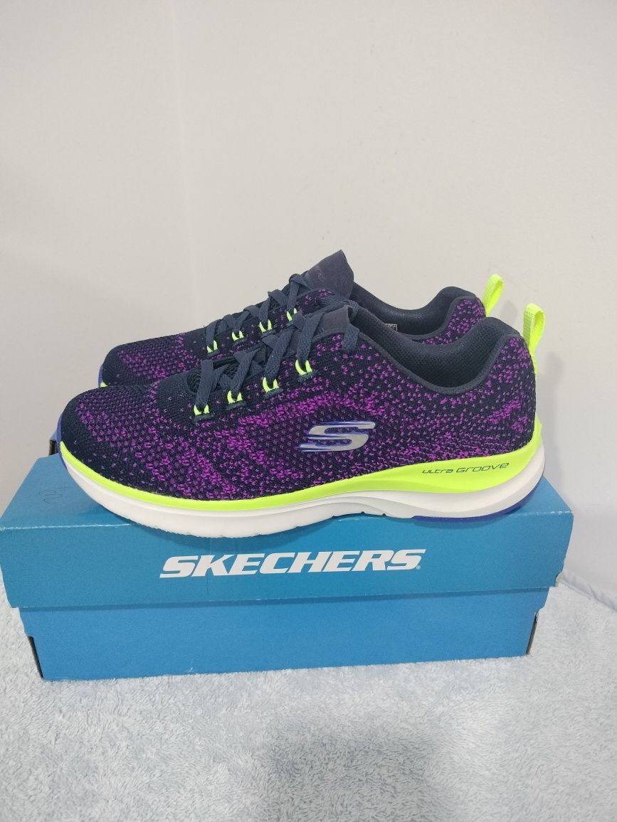 Vende-se tênis novos da marca skechers originais para menina