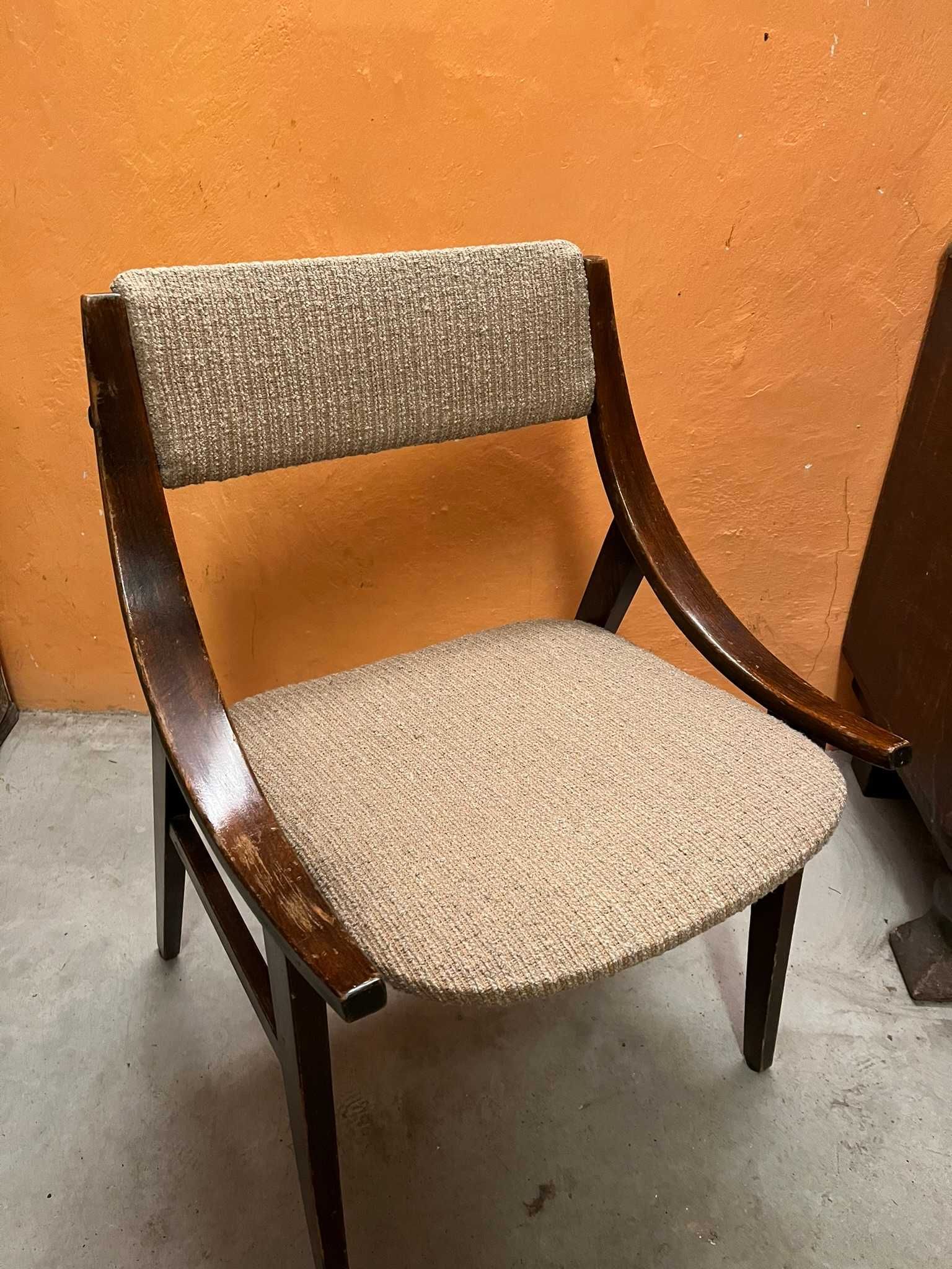 Krzesła SKOCZKI (PRL) 5 sztuk + 1 gratis