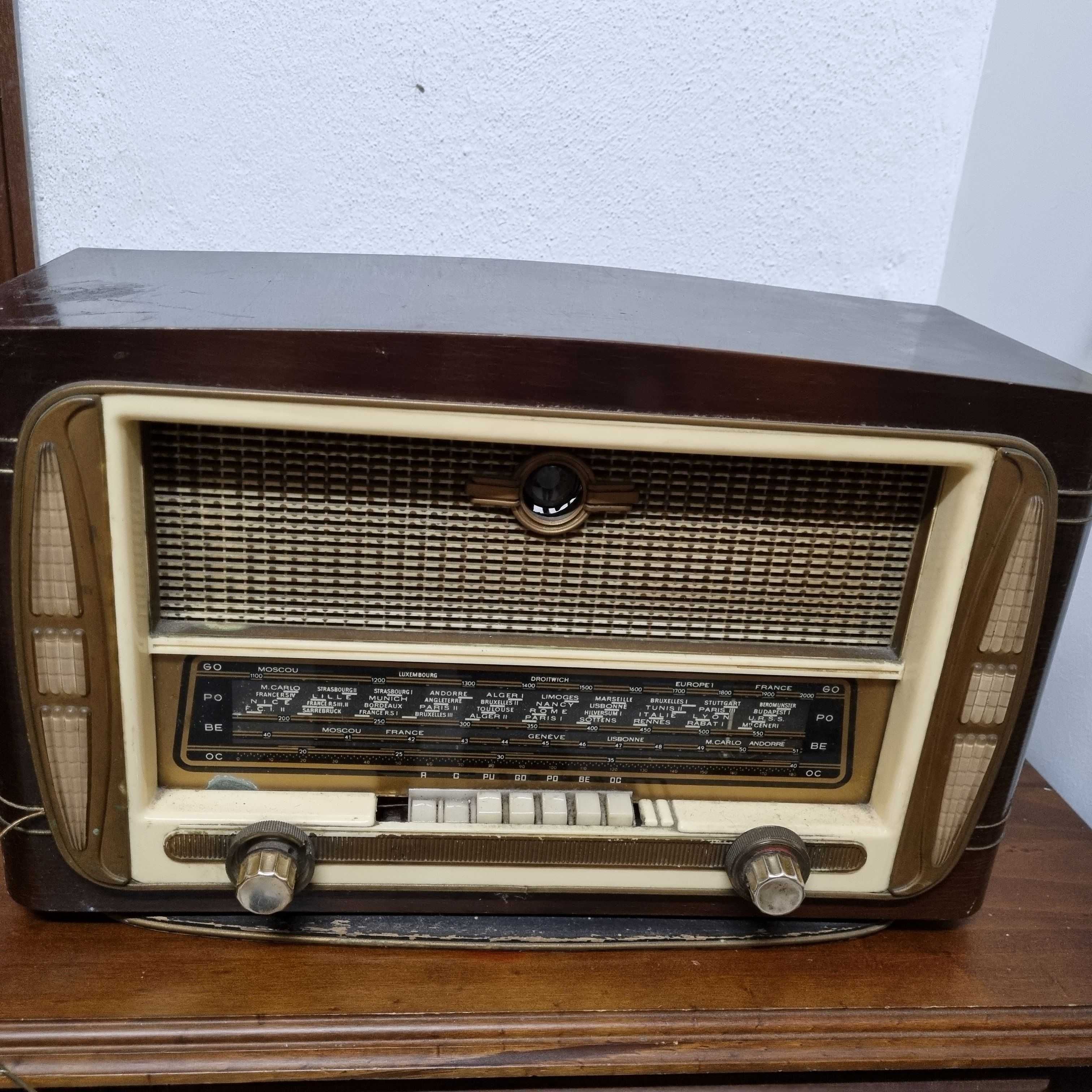 Radio Antigo - Vintage