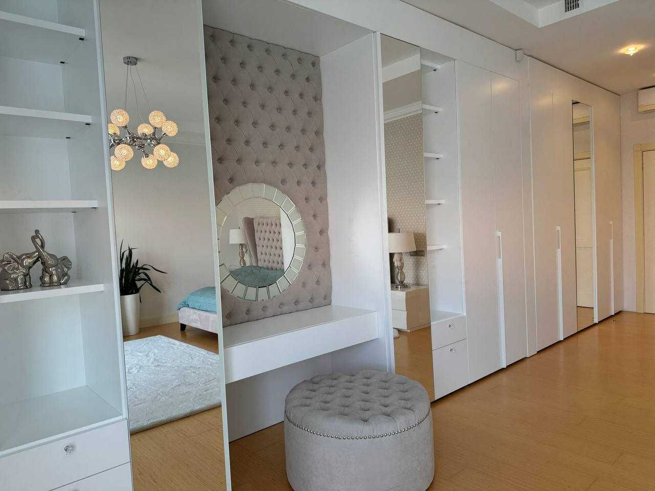 Оренда  3 кімнатної  квартири  255 м.+ паркінг,  Печерськ, Центр без %