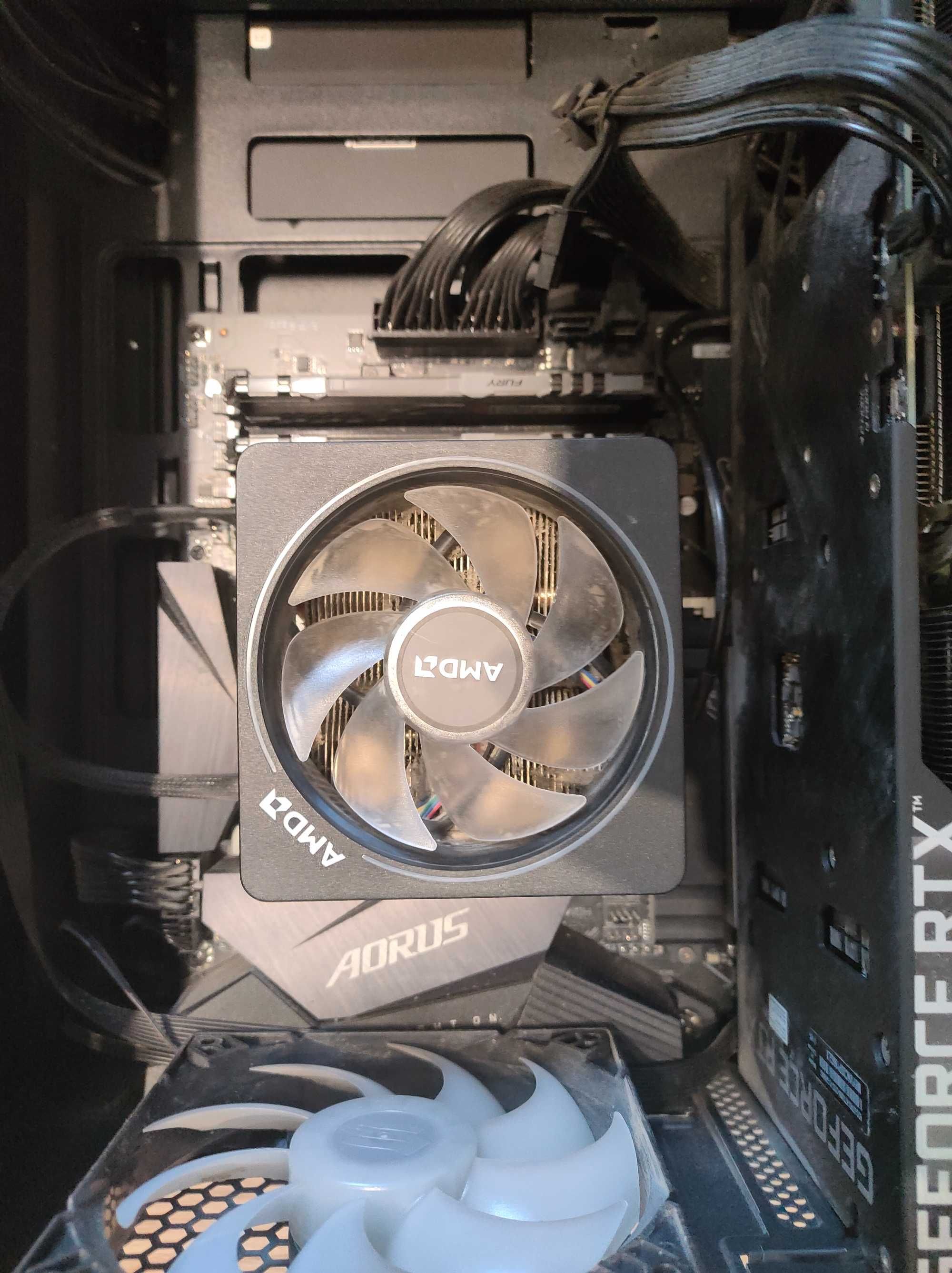 Komputer Gamingowy RTX3060 Ryzen 7 3800X 16gb ramu